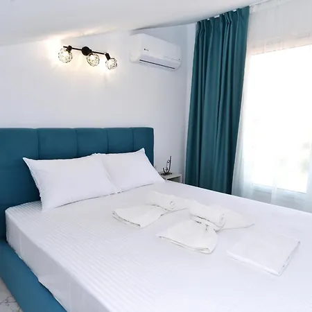 Emerald * Skala Rachoni (Thasos)